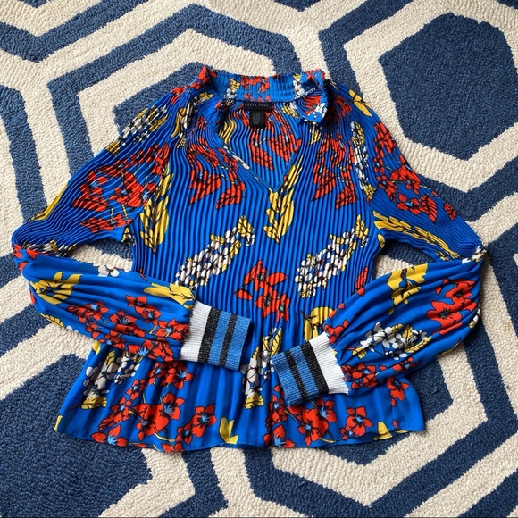 💙 BELLE VERE BOHO BLUE MULTI COLORFUL FLORAL PLEATED LOOSE FIT BLOUSE! - Picture 5 of 9